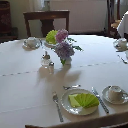 Marienhof Гкоберн-Гондорф