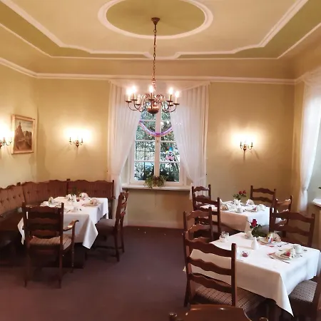 Marienhof 3*